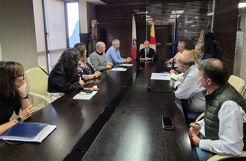 Educación y los Grupos de Acción Local estudian suscribir un convenio para impulsar la Formación Profesional